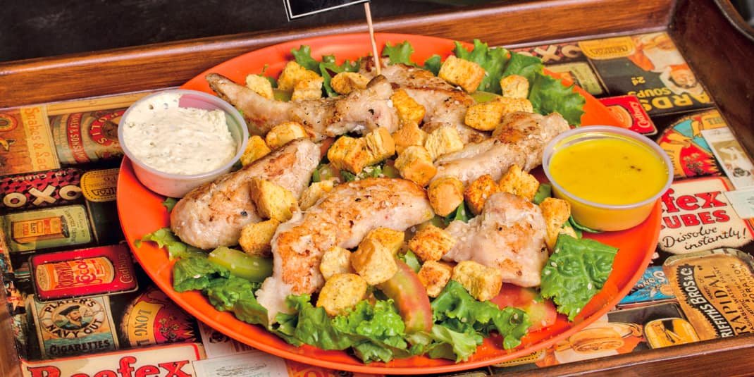 Ensalada Hotwings